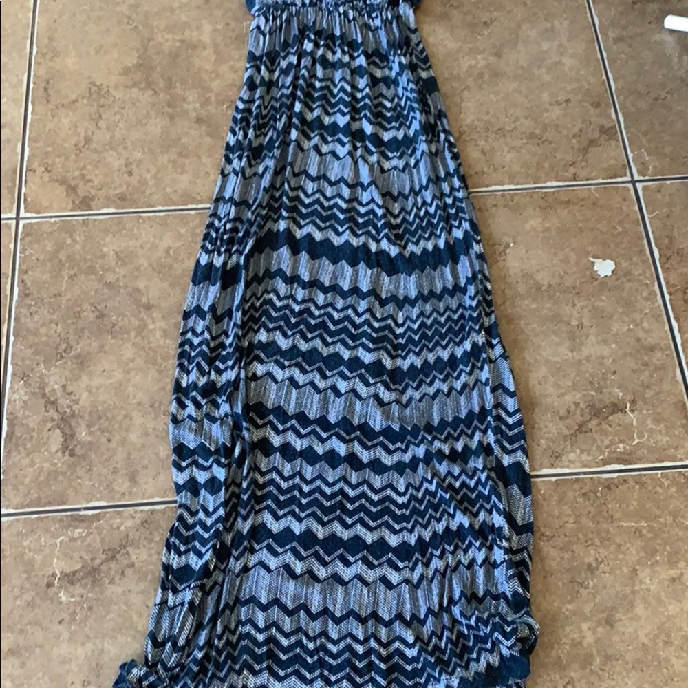 Maxi Dress - Picture 2 of 3